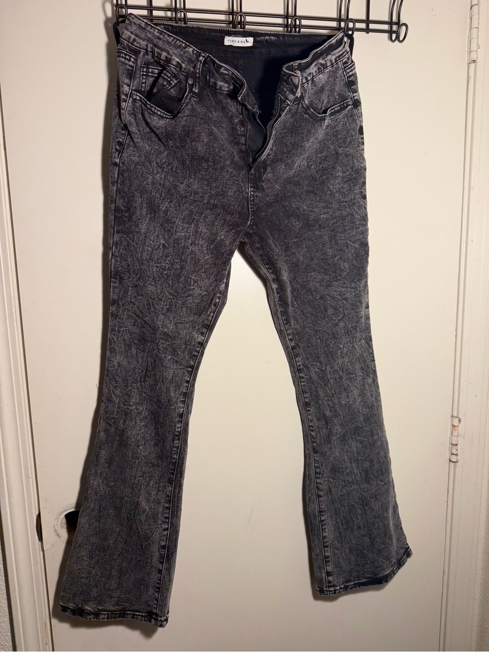 Vintage-Inspired Acid Wash Flare Jeans - Black